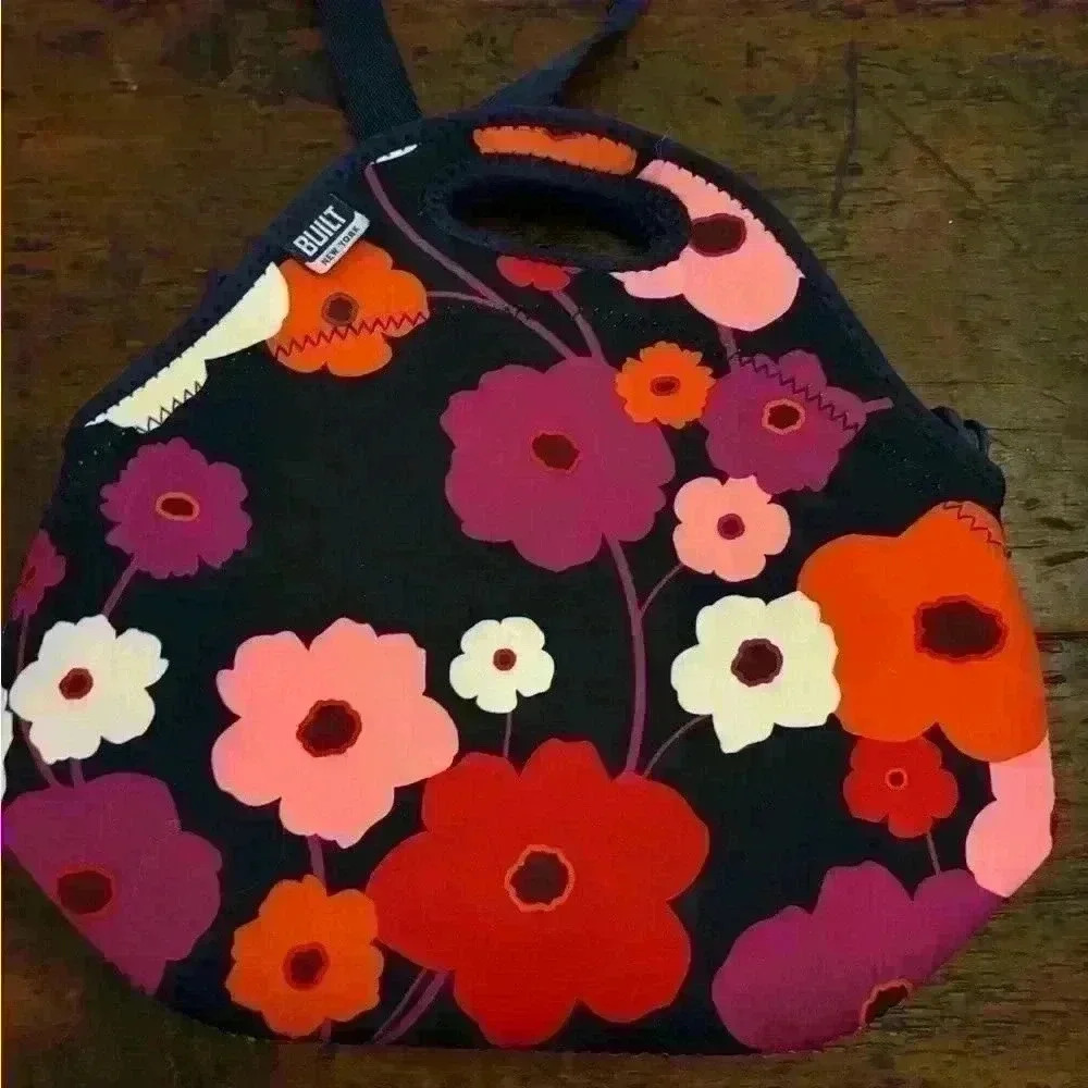 Built Poppy Flower Gourmet On The Go Lunch Tote With Removable Strap